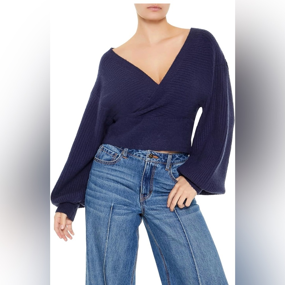 Forever 21 Dark Blue Ribbed Knit Wrap Crop Top Size Medium Long Sleeve NWT - Picture 2 of 13